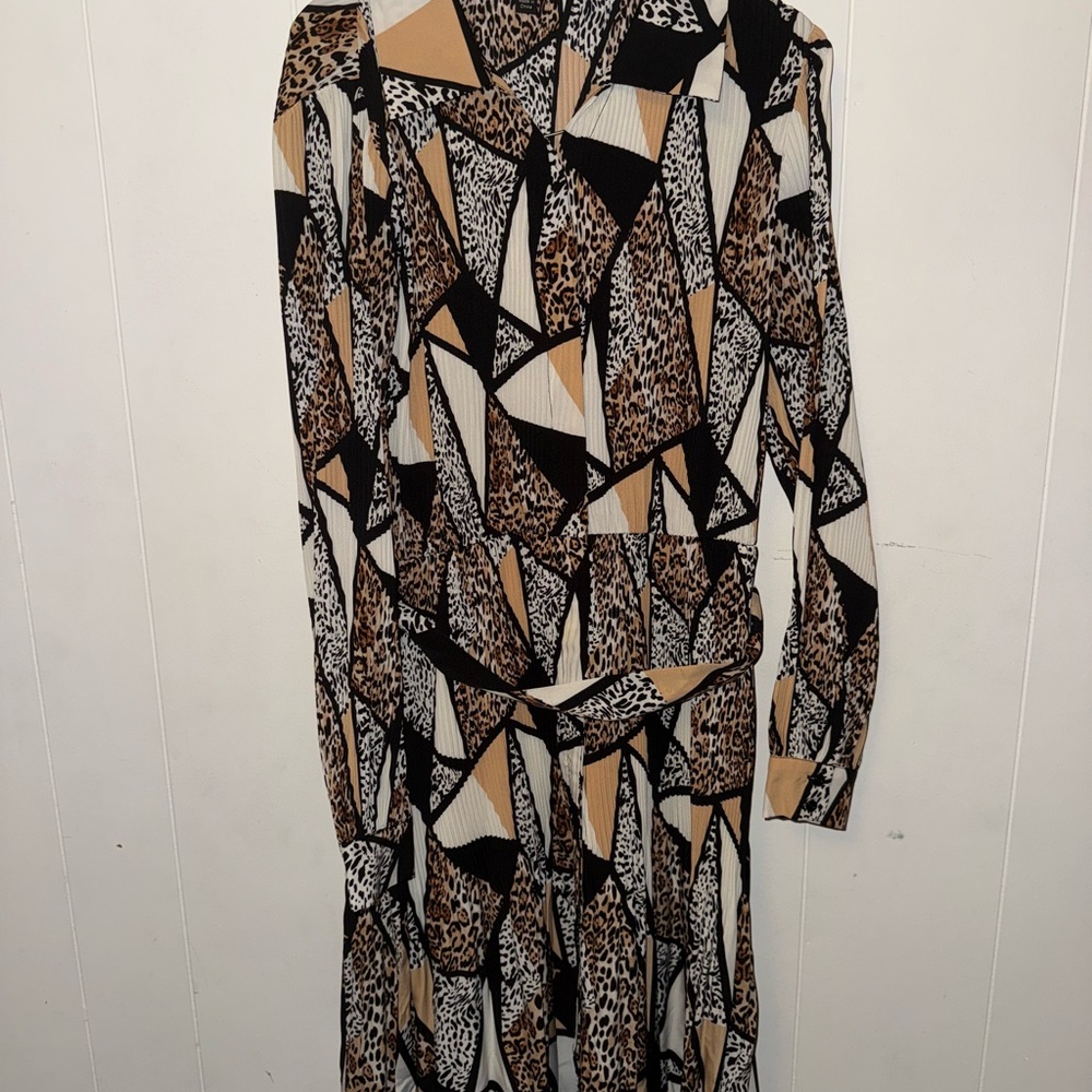 Versona Abstract Pattern Long Sleeve Dress